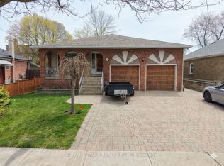 11 Ranwood Dr, Toronto, ON M9N 3E8