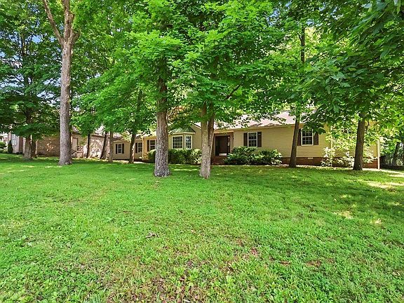 2nd image of 350 Hillwood Dr