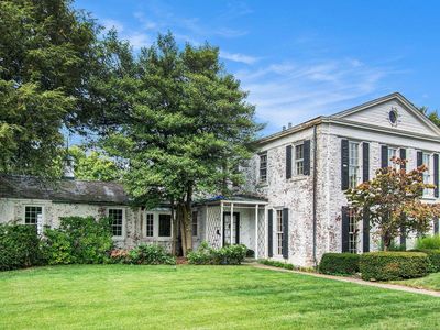 453 Edgewater Dr, Mishawaka, IN, 46545