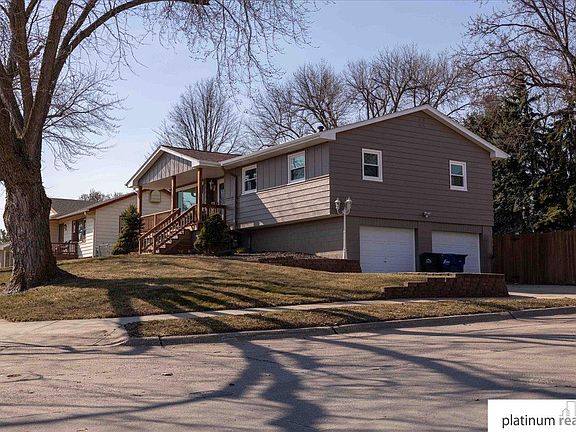 2nd image of 7404 S 85th St
