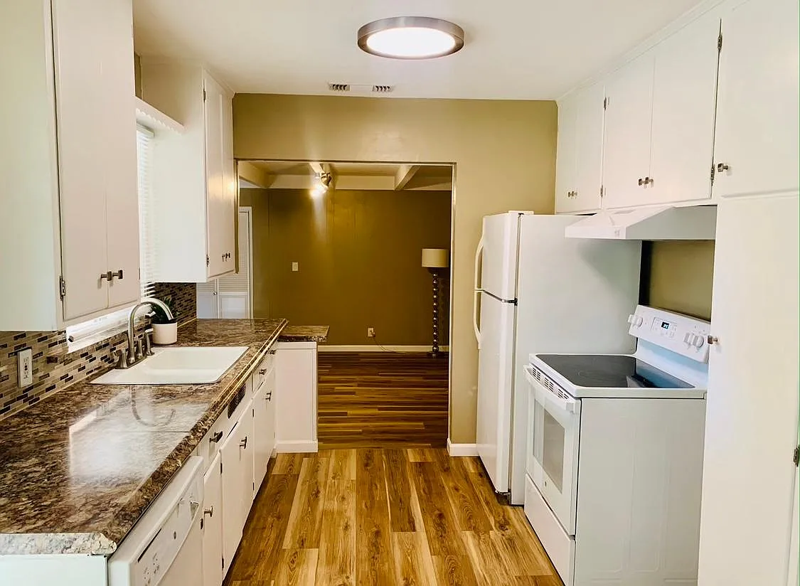 2 bed, 1314 sqft, $2,250 — Photo 2