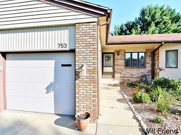 2nd image of 753 Amberwood Dr SW #753