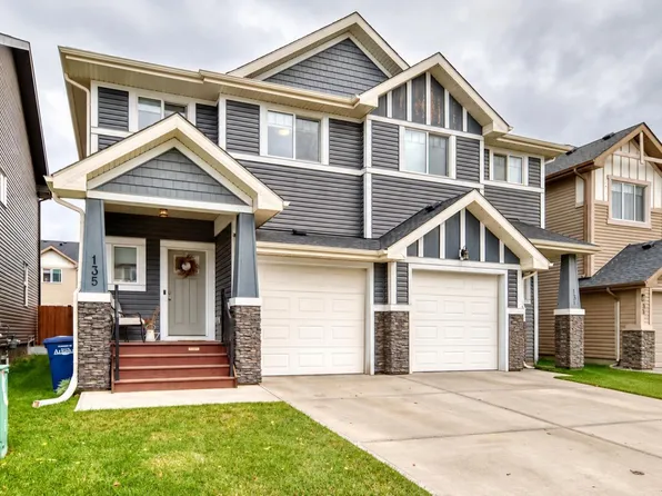 135 Reunion Loop NW, Airdrie, AB T4B 4J6