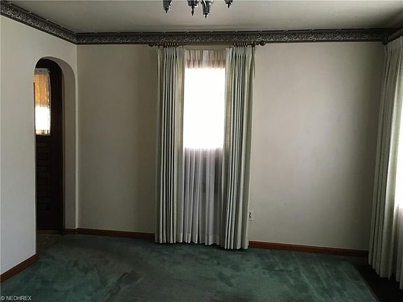 3rd image of 1721 West Ave