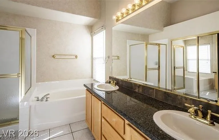 10128 Cypress Glen Ave — Photo 13