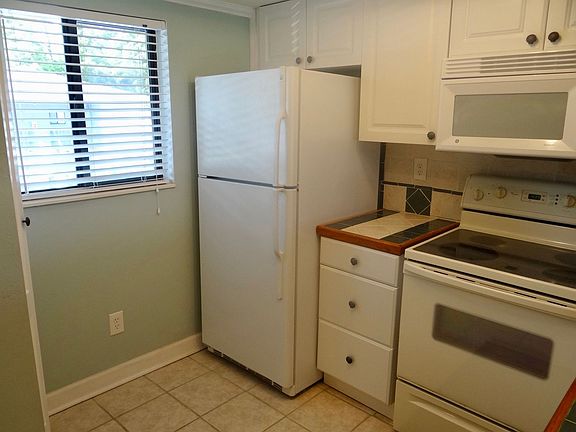 2nd image of 1101 2nd Ave N APT 1206