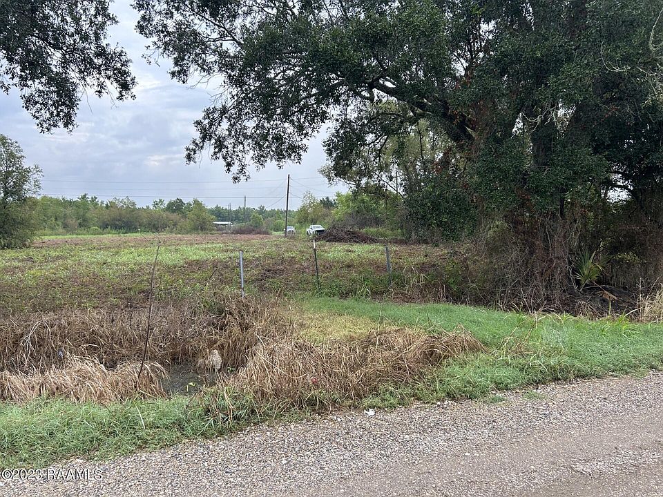 2nd image of Camp Bon Temps Rd