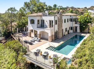 2636 Larmar Rd, Los Angeles, CA 90068
