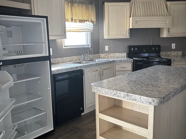 7987 Jack Ernest Dr — Photo 1
