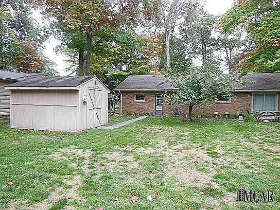 4th image of 3404 Deepwood Dr