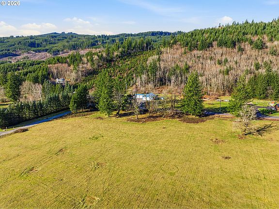 4th image of 158 Sawmill Rd #1