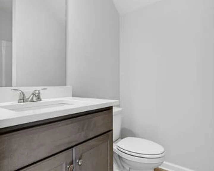 7 Crown St — Photo 24