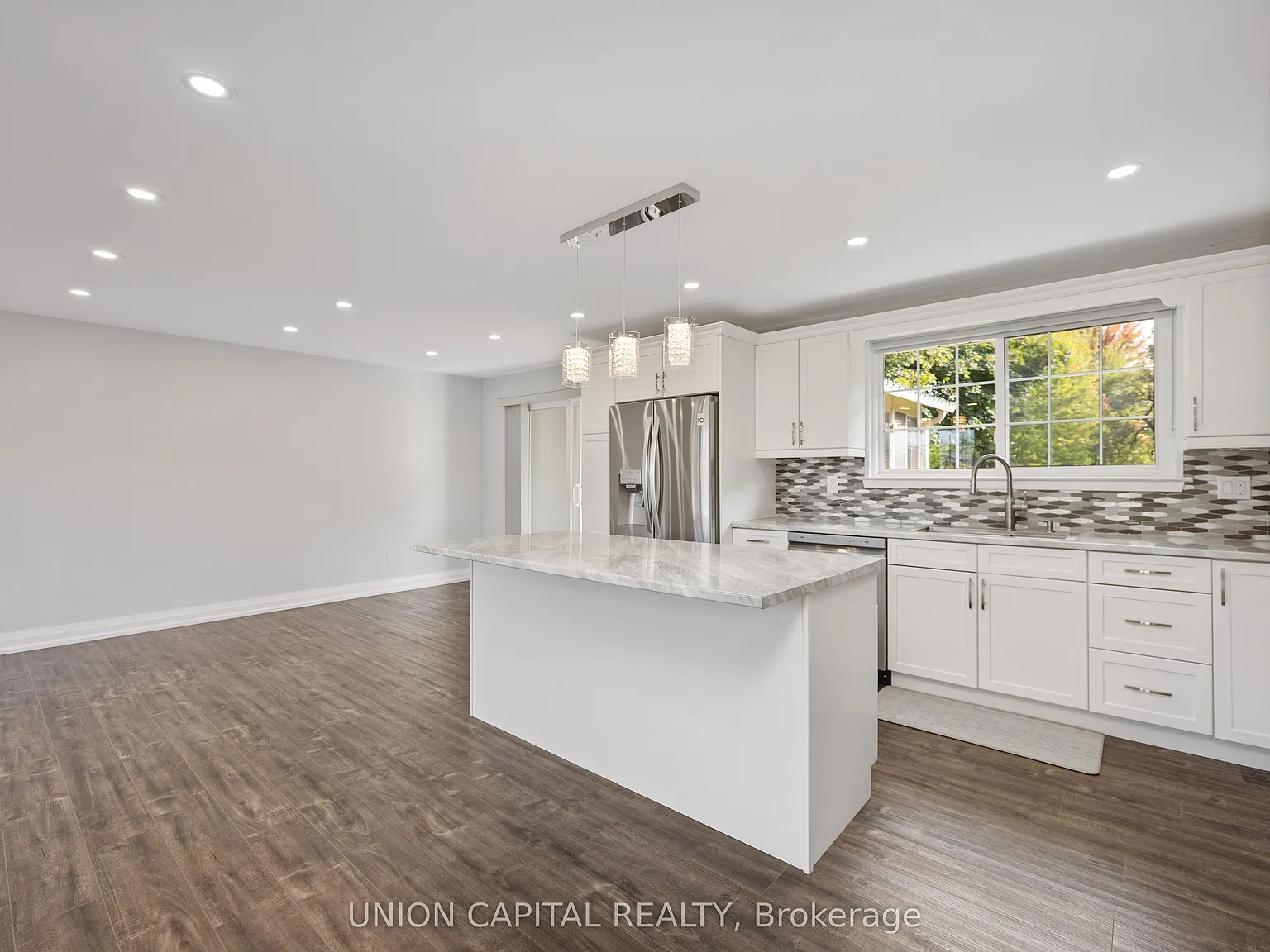 3 bed, $2,500 — Photo 4
