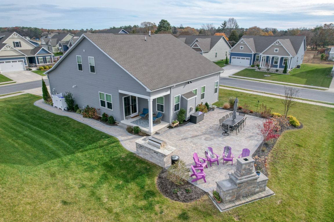 next background image