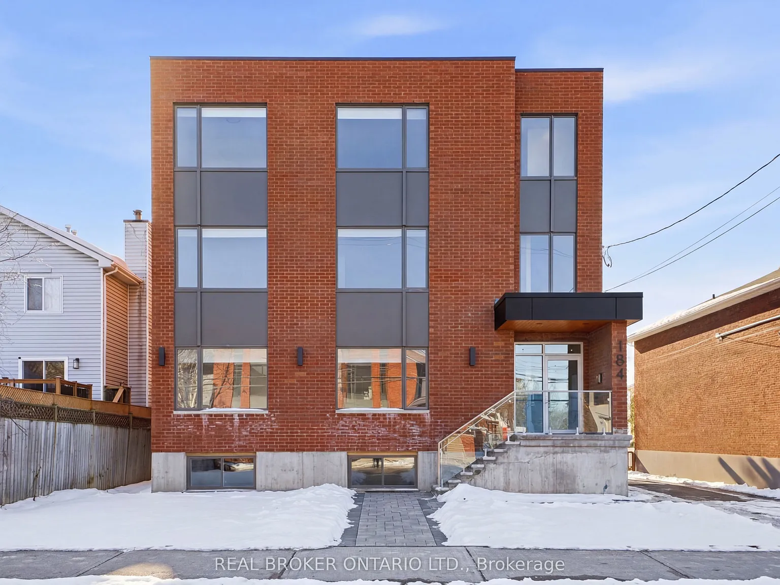 2 bed, $2,300 — Photo 1
