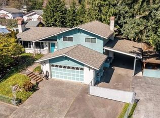 215 154th Pl SE, Lynnwood, WA 98087