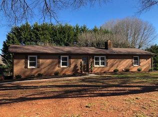 3866 Clay St, Claremont, NC 28610