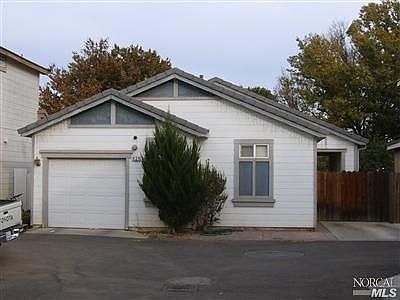 1st image of 434 La Esperanza Dr