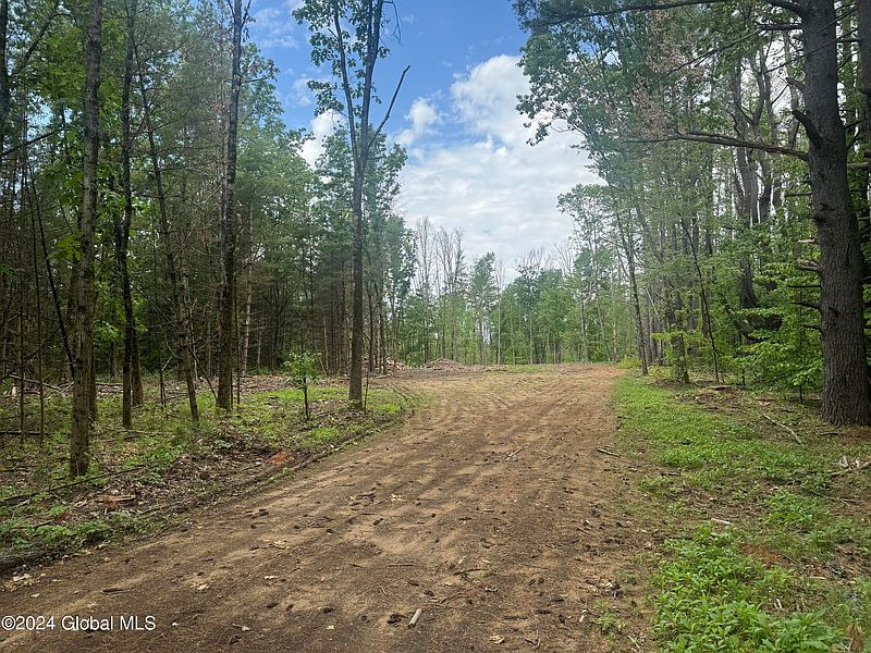 3rd image of 1063 Middleline Road Lot 3