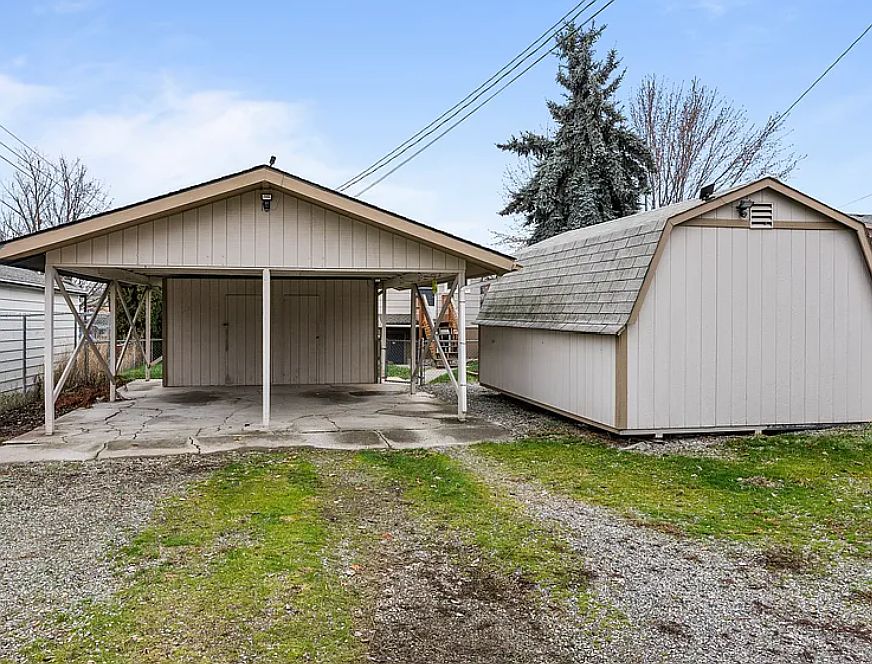 2nd image of 2119 E Columbia Ave #2