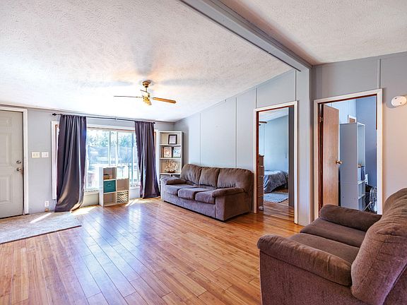 5th image of 3456 Miller St