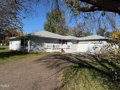 829 13th Hwy, Linton, ND, 58552