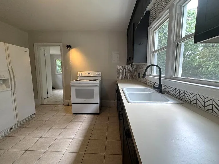 810 Mount Holly Huntersville Rd — Photo 7
