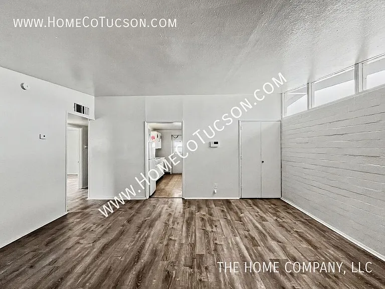 118 W 5th Ave — Photo 8