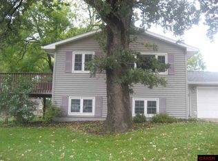 1000 7th Ave NW, Waseca, MN 56093