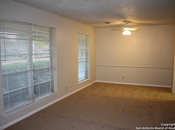 3rd image of 3231 Canaveral Dr