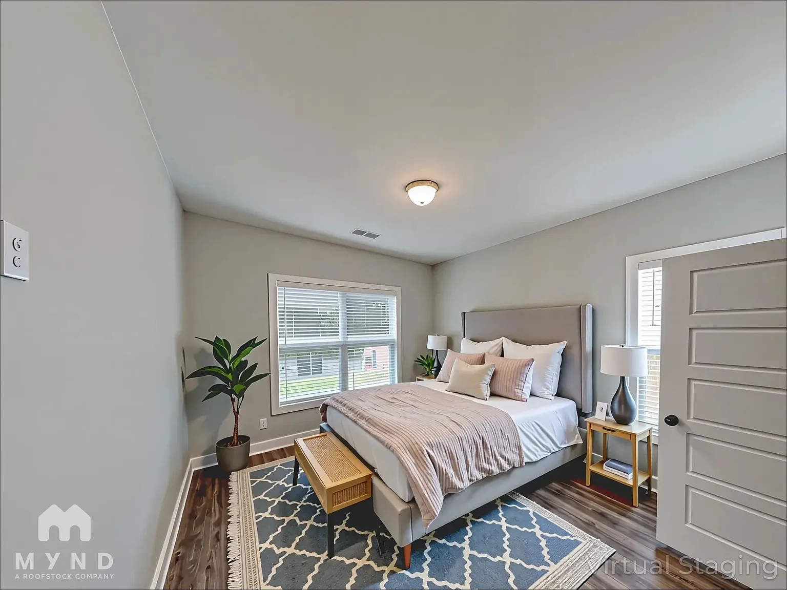 3 bed, 2.0 bath, 1173 sqft, $1,970 — Photo 3