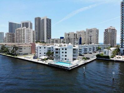 1913 S Ocean Dr APT 209, Hallandale Beach, FL, 33009