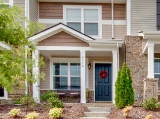 2118 River Overlook Dr, Hermitage, TN 37076