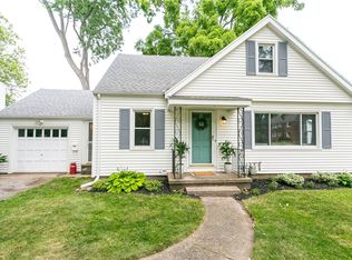 64 Ellington Rd, Rochester, NY 14616