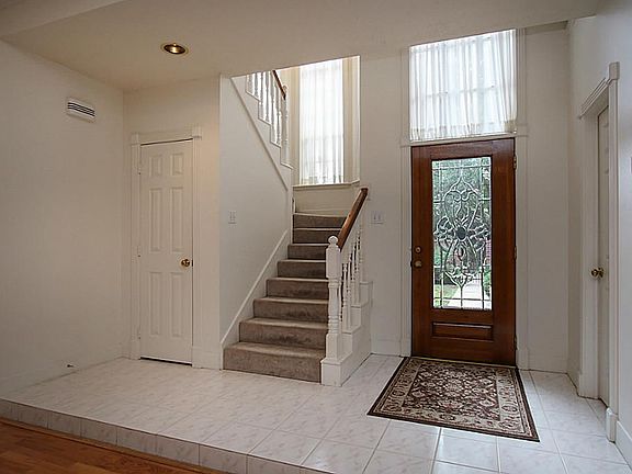 3rd image of 14327 Cashel Wood Dr