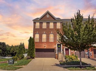 11360 Sandhurst Pl, White Plains, MD 20695