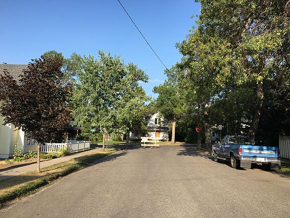 3rd image of 430 S Tracy Ave