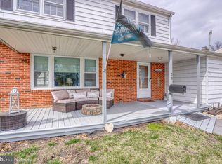 28 Lesley Ln, New Castle, DE 19720