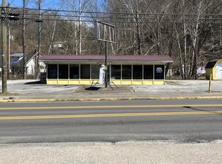 1313 E Main St, Cumberland, KY 40823