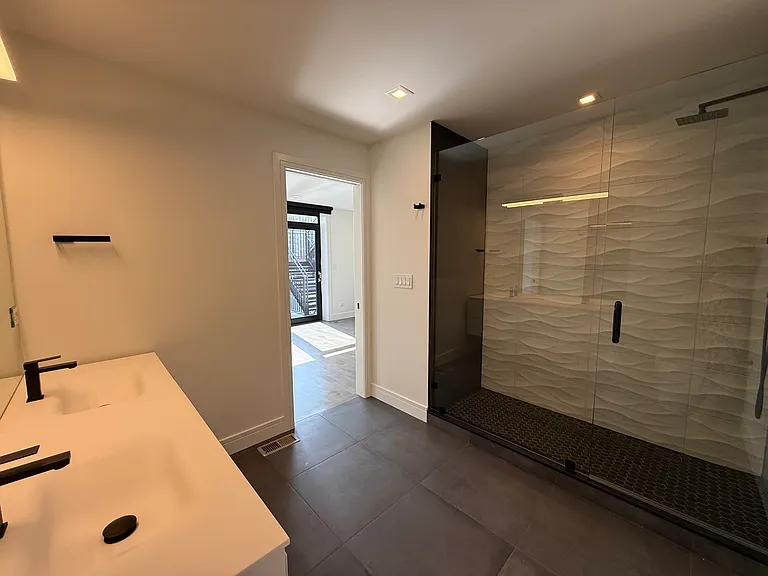 719 N Elizabeth St #3N — Photo 7