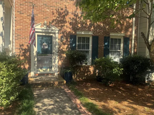 309 Woodburn Creek Rd, Spartanburg, SC 29302