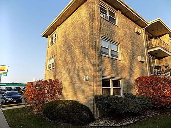 2nd image of 3017 S Harlem Ave APT 1A