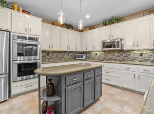 1122 Via Vera Cruz, San Marcos, CA 92078
