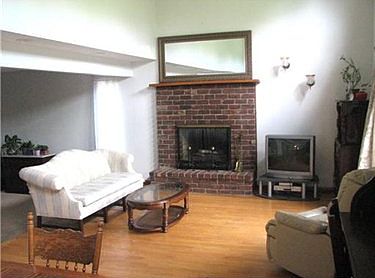 4th image of 523 Abington Dr