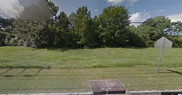 1st image of W McNeese St