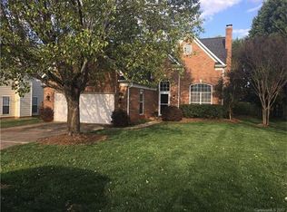 6814 Bickham Ln, Charlotte, NC 28269