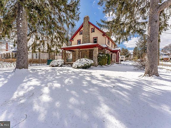 4th image of 1232 Darby Rd