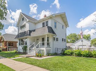 1410 Campbell Ave, Des Plaines, IL 60016