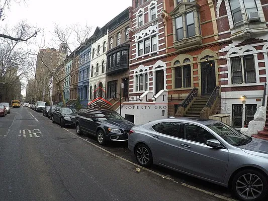 Rented by Christie Property Group | media 37