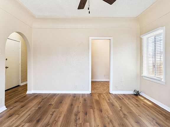 5th image of 1324 Peterson Ave APT 1